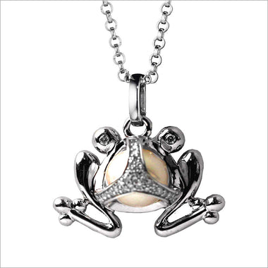 Icona Charm Frog Necklace in sterling silver plated with rhodium with pearl and diamonds